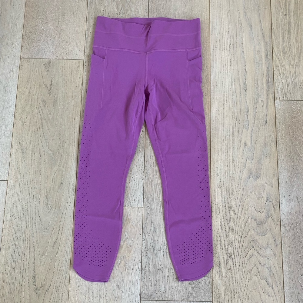 ⛱️Athleta - Purple Side-Pocket Leggings - M